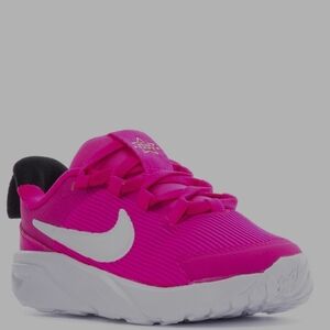 Nike Kids Star RUNNER Vibrant Pink Sneakers